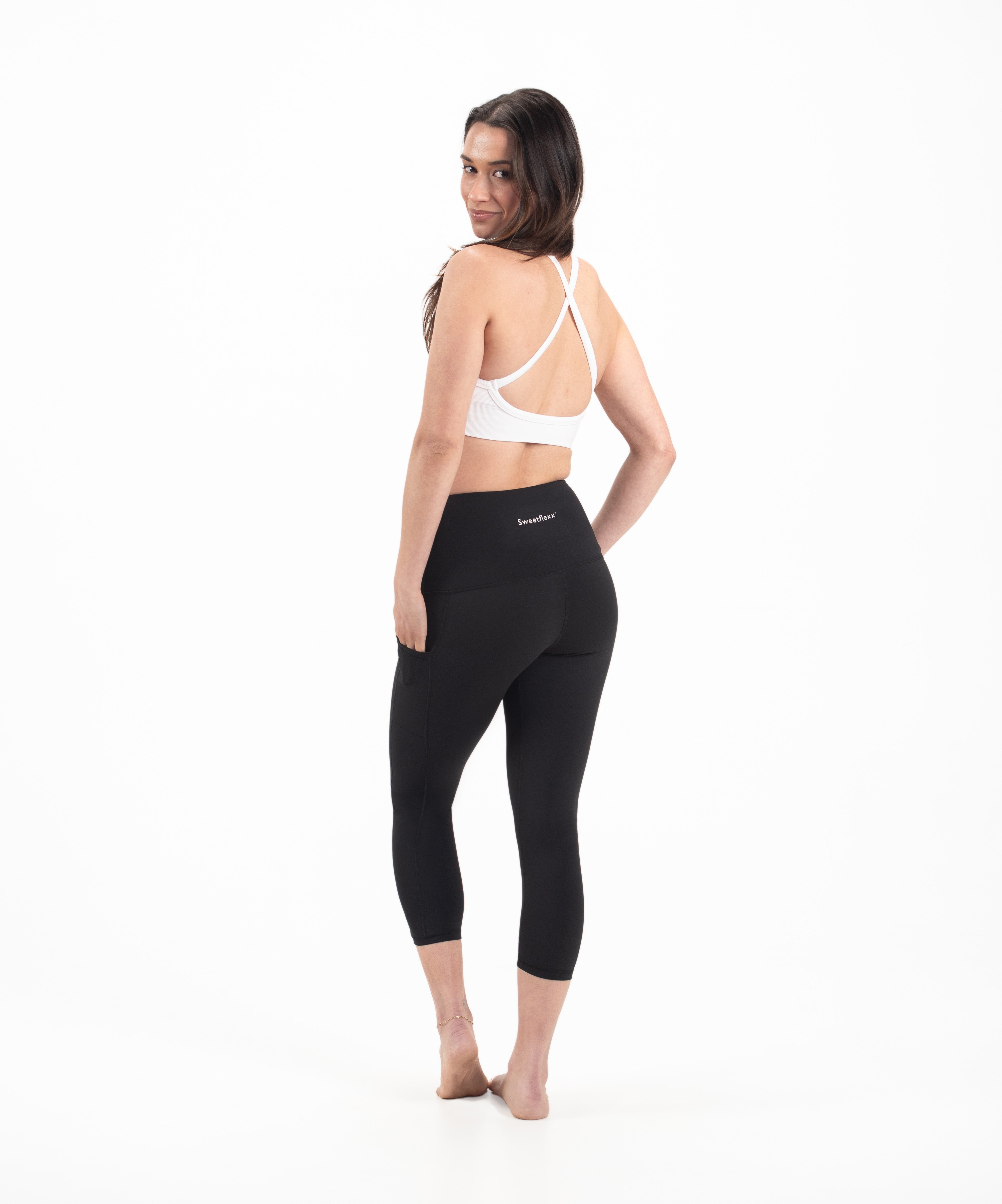 Capris + Pockets | Hi-Rise | Resistance Leggings – Sweetflexx